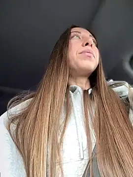 EvaCatt online show from April 2026 03:46:02 AM