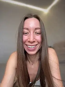 EvaCatt online show from March 2026 03:39:01 AM