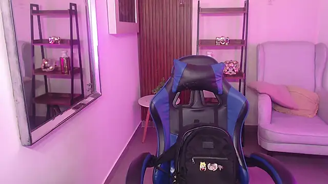 Kenya--Buhle online show from November 2025 06:07:01 PM