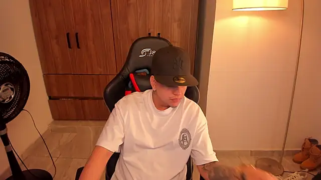 Jake simons online show from February 2026 04:02:01 AM