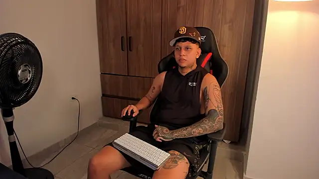 Jake simons online show from March 2026 11:32:01 PM