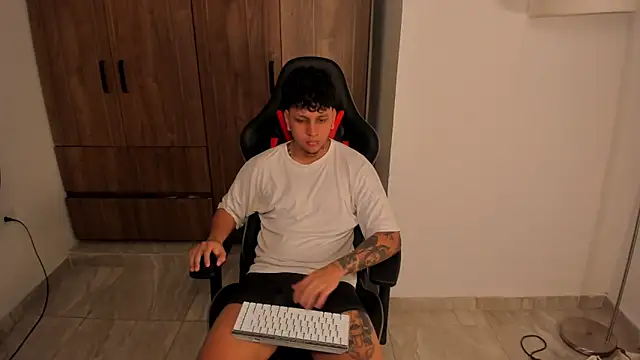 Jake simons online show from November 2025 12:15:02 AM