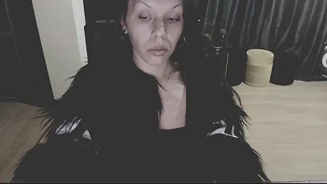 GoldenSasha online show from October 2025 11:05:01 PM