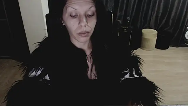 GoldenSasha online show from October 2025 08:48:01 AM