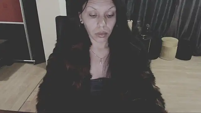 GoldenSasha online show from October 2025 10:49:02 AM