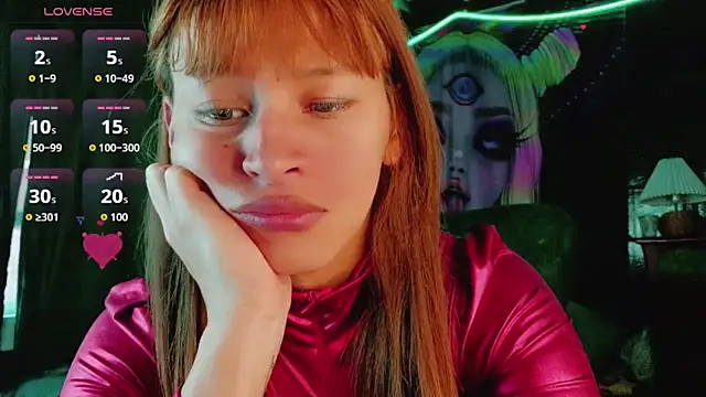 Summer XO online show from April 2026 10:28:01 PM