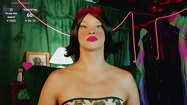 Summer XO online show from February 2026 10:32:01 PM