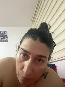 andreaisis2 online show from May 2026 06:51:01 AM