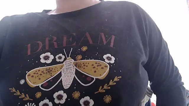 Snapshot of andreaisis2 chatting on October 2025 09:14:01 PM andreaisis2 online show from October 2025 09:14:01 PM