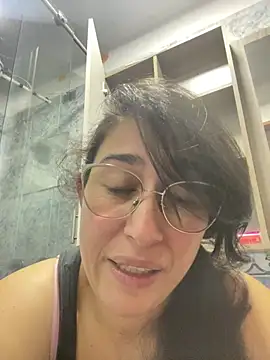 Snapshot of andreaisis2 chatting on February 2025 10:47:02 PM andreaisis2 online show from February 2025 10:47:02 PM