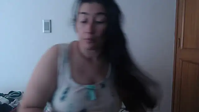 Snapshot of andreaisis2 chatting on March 2026 07:04:02 PM andreaisis2 online show from March 2026 07:04:02 PM