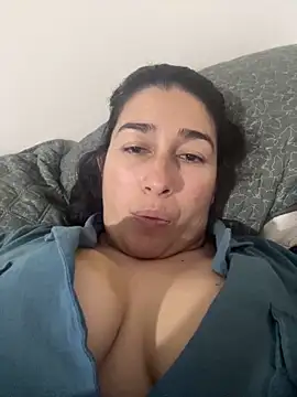 Snapshot of andreaisis2 chatting on April 2026 10:24:02 PM andreaisis2 online show from April 2026 10:24:02 PM