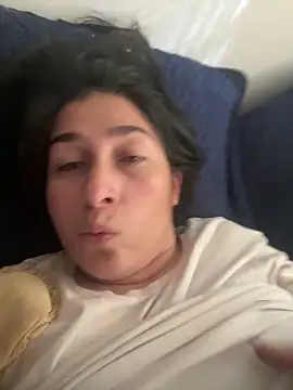 andreaisis2 online show from May 2026 08:31:02 PM