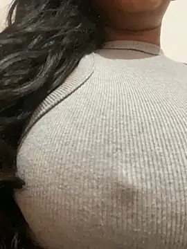 Snapshot of bea3liz chatting on January 2025 04:13:02 PM bea3liz online show from January 2025 04:13:02 PM