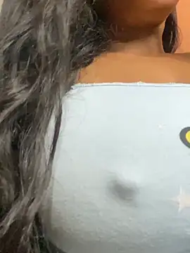 Snapshot of bea3liz chatting on January 2025 02:04:01 AM bea3liz online show from January 2025 02:04:01 AM