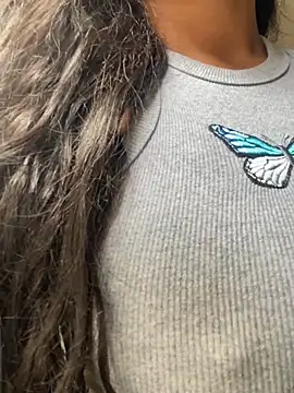 Snapshot of bea3liz chatting on January 2025 03:05:02 PM bea3liz online show from January 2025 03:05:02 PM