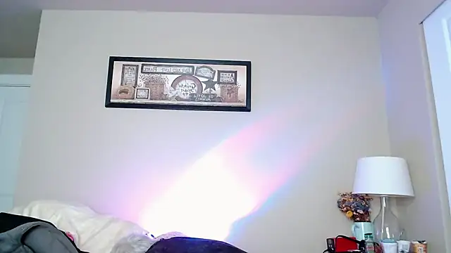 Snarfle82 online show from November 2025 04:51:01 PM