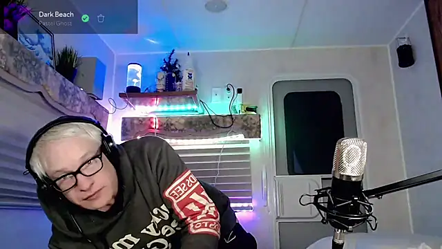 Snarfle82 online show from February 2025 02:37:01 PM