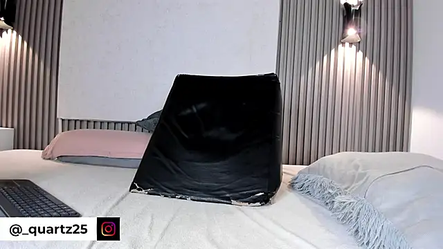 Snapshot of Zafiiraa chatting on February 2026 04:15:01 PM Zafiiraa online show from February 2026 04:15:01 PM