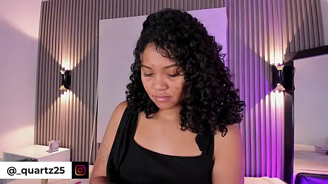 Snapshot of Zafiiraa chatting on February 2026 11:32:02 AM Zafiiraa online show from February 2026 11:32:02 AM