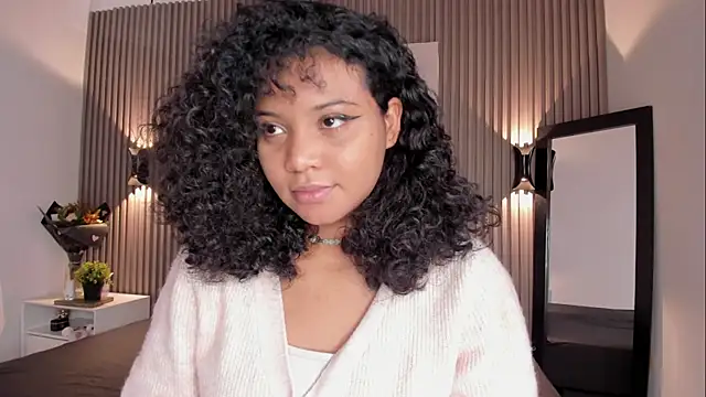 Zafiiraa online show from November 2025 02:17:02 PM