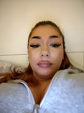 Ella sweety online show from December 2025 06:42:02 PM