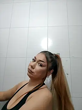 Ella sweety online show from October 2025 08:39:02 PM