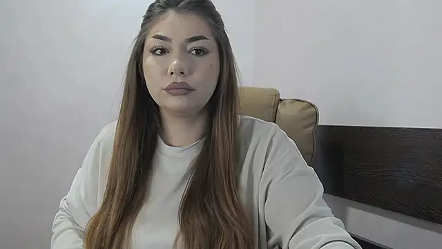 Snapshot of Ella_sweety chatting on March 2026 06:18:02 AM Ella sweety online show from March 2026 06:18:02 AM