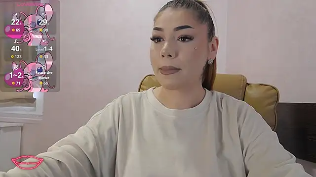 Snapshot of Ella_sweety chatting on April 2026 05:03:01 AM Ella sweety online show from April 2026 05:03:01 AM