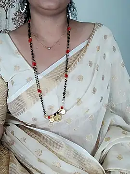 Snapshot of Indian_desi_wife chatting on July 2026 04:30:01 AM Indian desi wife online show from July 2026 04:30:01 AM