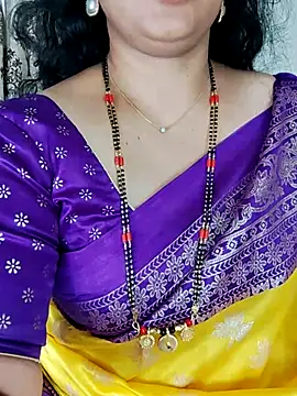 Snapshot of Indian_desi_wife chatting on June 2026 02:32:02 AM Indian desi wife online show from June 2026 02:32:02 AM