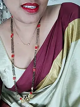 Snapshot of Indian_desi_wife chatting on June 2026 02:06:02 AM Indian desi wife online show from June 2026 02:06:02 AM