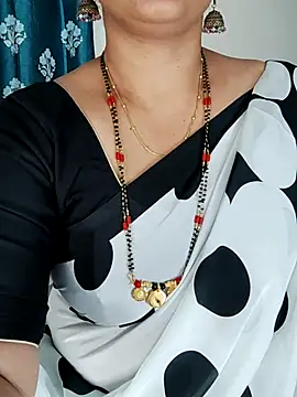 Indian desi wife online show from September 2025 05:02:01 PM