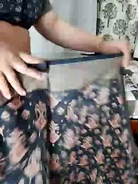 Indian desi wife online show from January 2025 04:57:01 PM