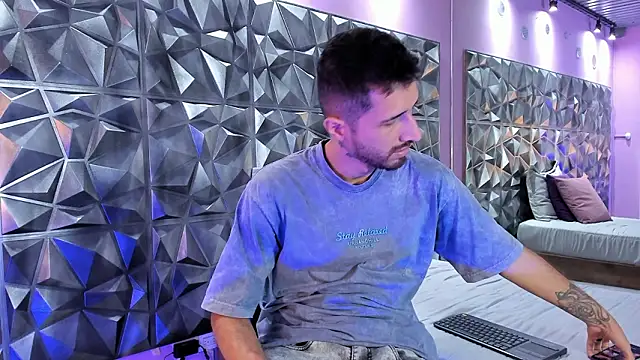 sam bisex online show from March 2026 02:12:01 AM