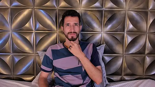 sam bisex online show from April 2026 03:30:02 AM