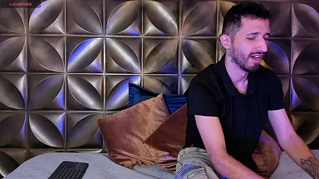 sam bisex online show from March 2026 03:49:01 AM