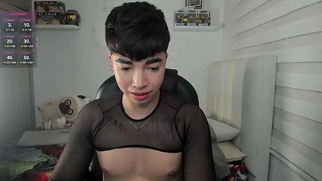 santy7v7 online show from March 2026 01:34:01 PM