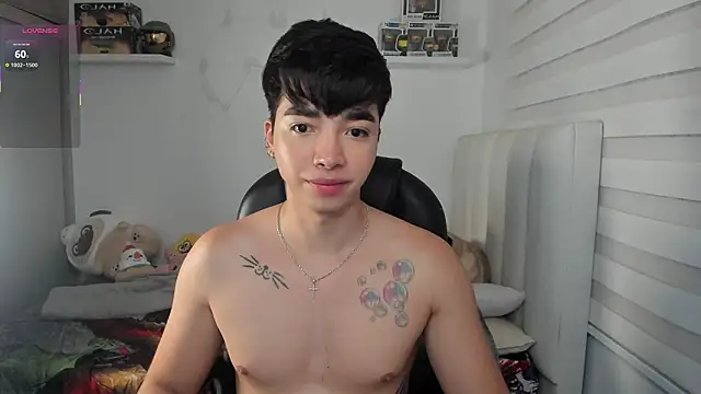 santy7v7 online show from March 2026 01:26:02 PM