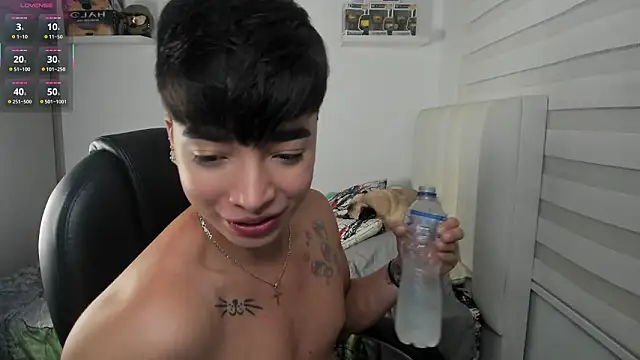 santy7v7 online show from February 2026 01:41:02 PM