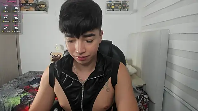 santy7v7 online show from February 2026 01:32:01 PM