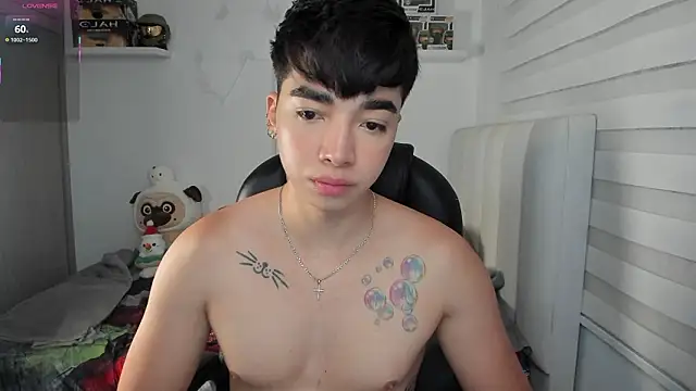 santy7v7 online show from March 2026 01:56:01 PM