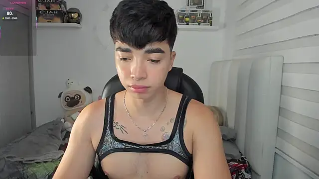 santy7v7 online show from April 2026 01:36:01 PM