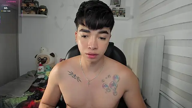 santy7v7 online show from March 2026 12:17:02 PM