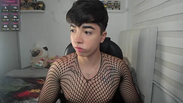 santy7v7 online show from March 2026 01:36:02 PM