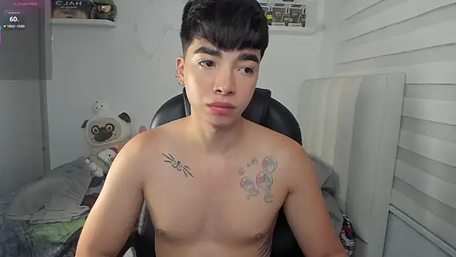 santy7v7 online show from April 2026 01:38:02 PM