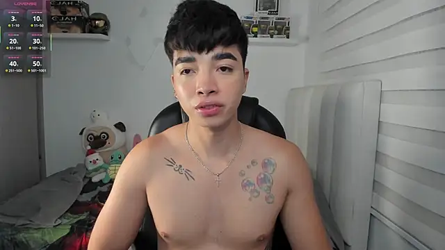 santy7v7 online show from March 2026 12:29:02 PM