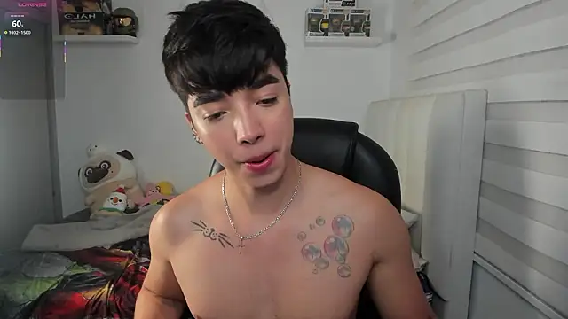 santy7v7 online show from March 2026 01:24:01 PM