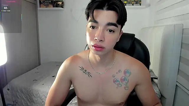 santy7v7 online show from December 2025 01:37:01 PM