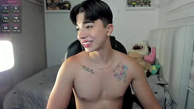 santy7v7 online show from November 2025 01:22:01 PM